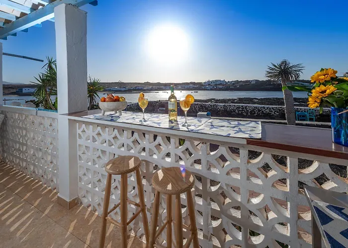Beachfront Two Bedrooms House Casa Toral