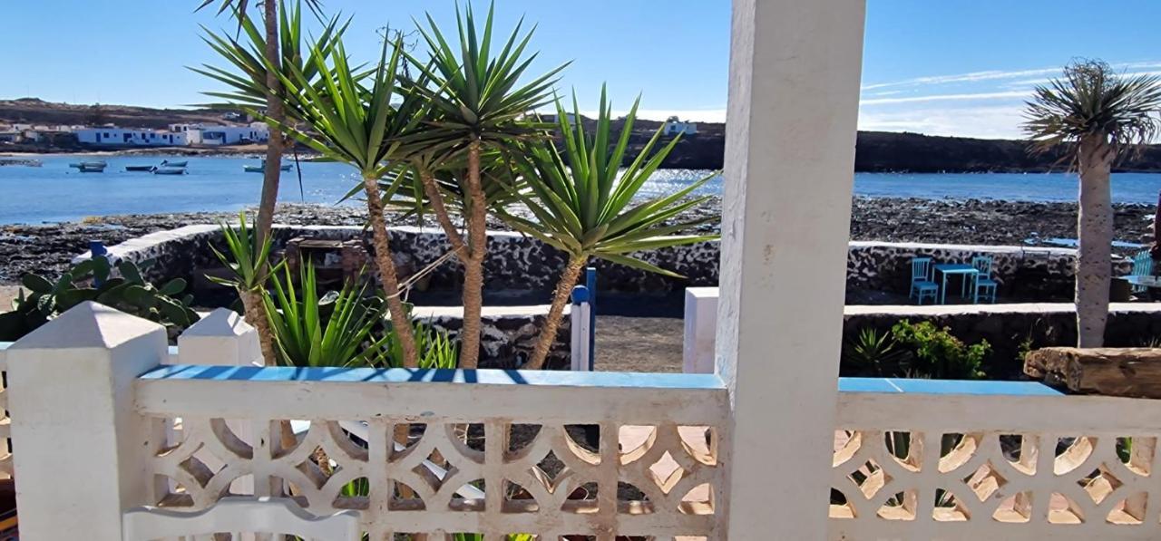 Beachfront Two Bedrooms House Casa Toral Majanicho