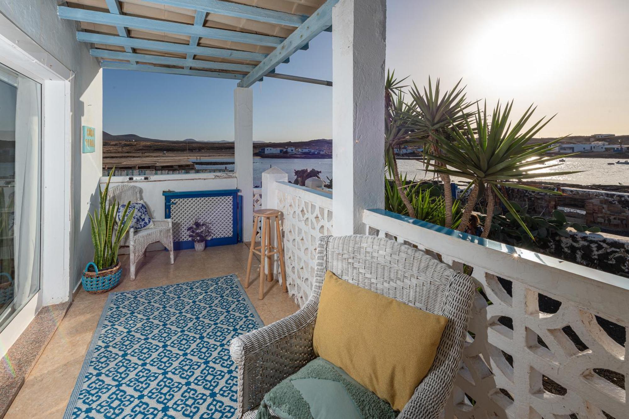 Holiday home Beachfront Two Bedrooms House Casa Toral Majanicho