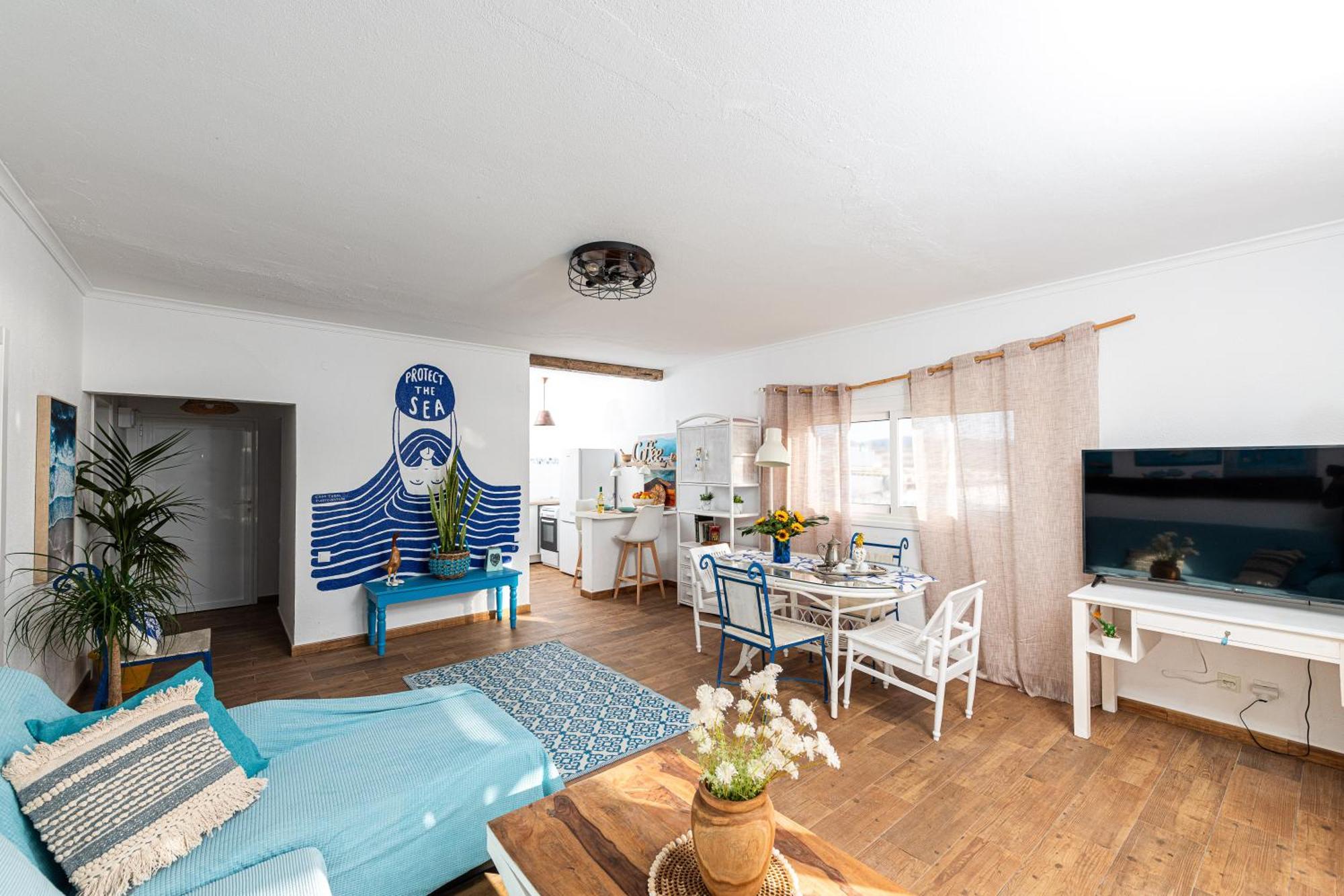 Holiday home Beachfront Two Bedrooms House Casa Toral *